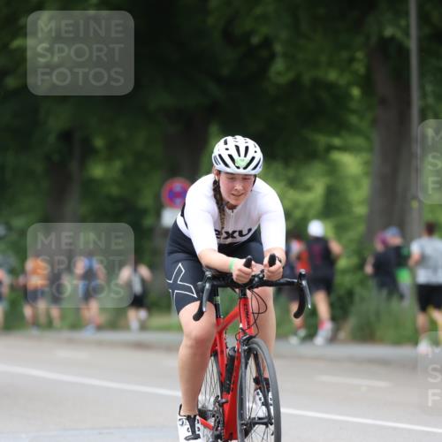 15.06.2025 - 7 Türme Triathlon Yannick Fuchs http://msf.ph/oto/7958027 15.06.2025 13:45:25 Radfahren 898, 1018, 1041 meine-sportfotos.de