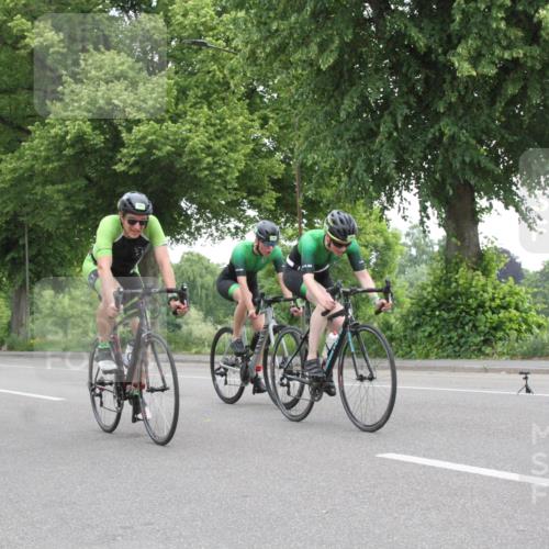 15.06.2025 - 7 Türme Triathlon Yannick Fuchs http://msf.ph/oto/7958037 15.06.2025 10:08:19 Radfahren  meine-sportfotos.de