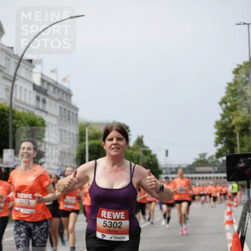 15.06.2025 - REWE Women's Run Jannik Wohlers http://msf.ph/oto/7958096 15.06.2025 09:44:17 Laufen 5575, 5302 meine-sportfotos.de