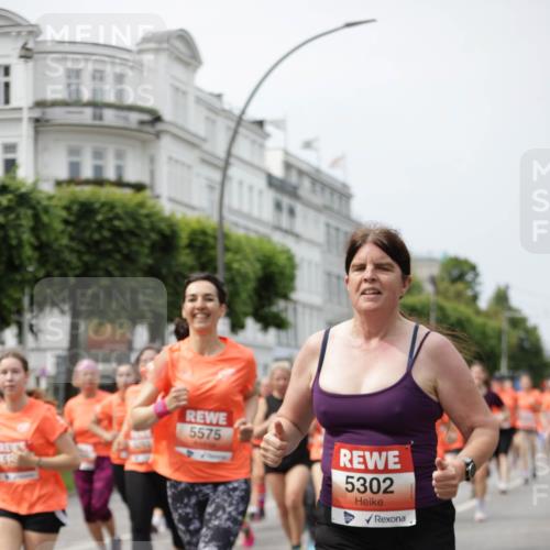 15.06.2025 - REWE Women's Run Jannik Wohlers http://msf.ph/oto/7958100 15.06.2025 09:44:17 Laufen 5575, 5302 meine-sportfotos.de