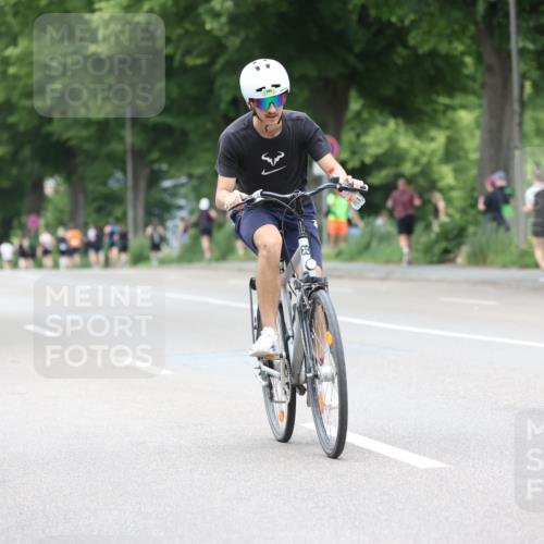 15.06.2025 - 7 Türme Triathlon Yannick Fuchs http://msf.ph/oto/7958122 15.06.2025 13:45:36 Radfahren 517, 722, 922, 1141, 1191 meine-sportfotos.de