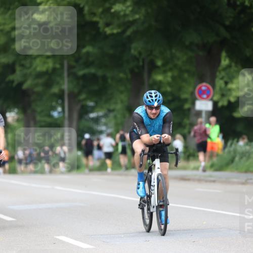 15.06.2025 - 7 Türme Triathlon Yannick Fuchs http://msf.ph/oto/7958134 15.06.2025 13:45:40 Radfahren 517, 922, 1027, 1141, 1145, 1191 meine-sportfotos.de