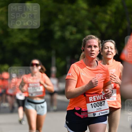 15.06.2025 - REWE Women's Run Dr. Thomas Lammeyer http://msf.ph/oto/7958147 15.06.2025 09:48:08 Laufen 10087 meine-sportfotos.de