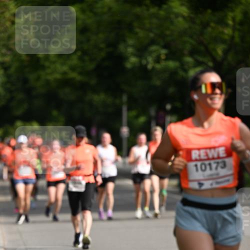 15.06.2025 - REWE Women's Run Dr. Thomas Lammeyer http://msf.ph/oto/7958200 15.06.2025 09:48:10 Laufen 10173 meine-sportfotos.de