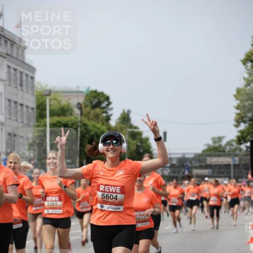 15.06.2025 - REWE Women's Run Jannik Wohlers http://msf.ph/oto/7958336 15.06.2025 09:44:22 Laufen 5361, 5604 meine-sportfotos.de