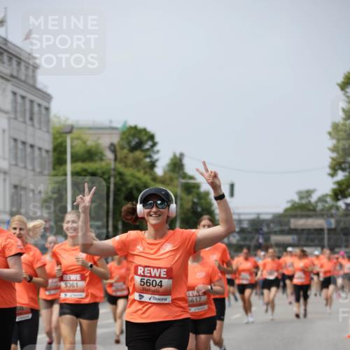 15.06.2025 - REWE Women's Run Jannik Wohlers http://msf.ph/oto/7958343 15.06.2025 09:44:22 Laufen 5361, 5604, 5617 meine-sportfotos.de