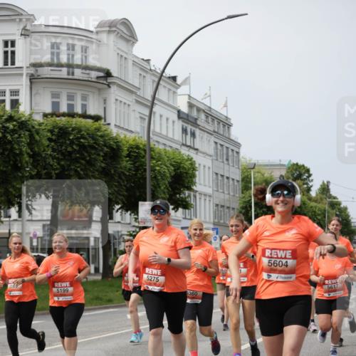 15.06.2025 - REWE Women's Run Jannik Wohlers http://msf.ph/oto/7958374 15.06.2025 09:44:23 Laufen 5275, 5169, 5199, 5360, 5604, 5617 meine-sportfotos.de