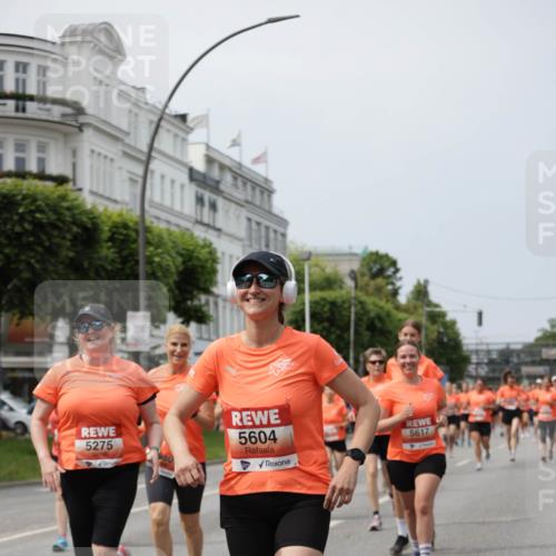 15.06.2025 - REWE Women's Run Jannik Wohlers http://msf.ph/oto/7958394 15.06.2025 09:44:23 Laufen 5275, 400, 5604, 5617 meine-sportfotos.de