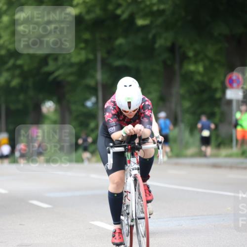 15.06.2025 - 7 Türme Triathlon Yannick Fuchs http://msf.ph/oto/7958420 15.06.2025 13:46:15 Radfahren 721, 906, 997, 1042, 1129 meine-sportfotos.de