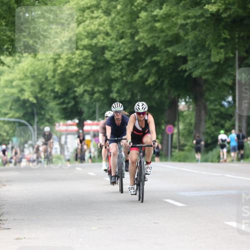 15.06.2025 - 7 Türme Triathlon Yannick Fuchs http://msf.ph/oto/7958470 15.06.2025 13:46:19 Radfahren 721, 790, 906, 1042 meine-sportfotos.de