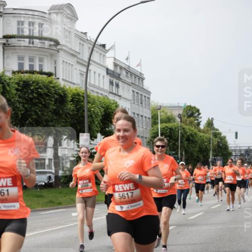 15.06.2025 - REWE Women's Run Jannik Wohlers http://msf.ph/oto/7958480 15.06.2025 09:44:25 Laufen 61, 5009, 5617, 6071, 3534 meine-sportfotos.de
