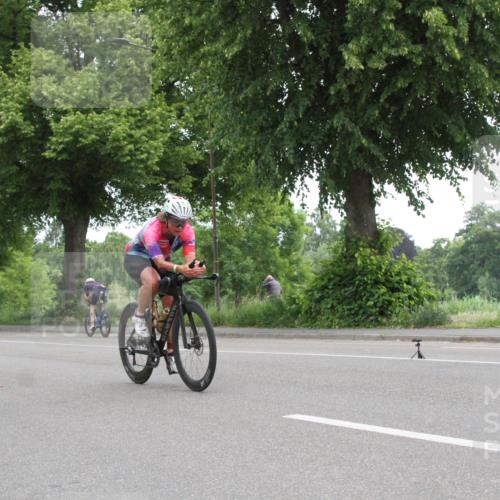 15.06.2025 - 7 Türme Triathlon Yannick Fuchs http://msf.ph/oto/7958509 15.06.2025 11:11:47 Radfahren  meine-sportfotos.de