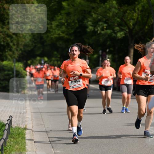15.06.2025 - REWE Women's Run Dr. Thomas Lammeyer http://msf.ph/oto/7958510 15.06.2025 09:48:24 Laufen 10653 meine-sportfotos.de