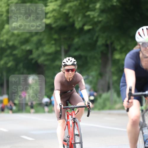 15.06.2025 - 7 Türme Triathlon Yannick Fuchs http://msf.ph/oto/7958515 15.06.2025 13:46:22 Radfahren 790, 906, 1042, 1126, 1161 meine-sportfotos.de