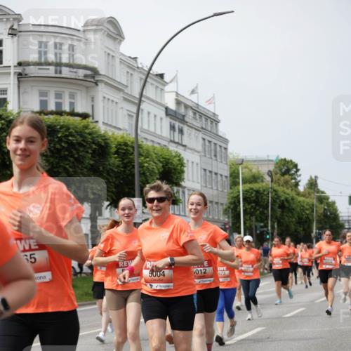15.06.2025 - REWE Women's Run Jannik Wohlers http://msf.ph/oto/7958543 15.06.2025 09:44:26 Laufen 65, 5004, 5012, 673, 5534 meine-sportfotos.de