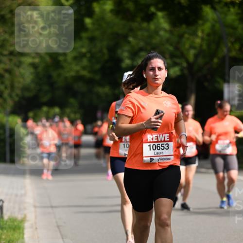 15.06.2025 - REWE Women's Run Dr. Thomas Lammeyer http://msf.ph/oto/7958554 15.06.2025 09:48:26 Laufen 10653 meine-sportfotos.de