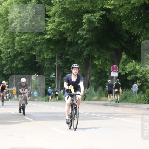 15.06.2025 - 7 Türme Triathlon Yannick Fuchs http://msf.ph/oto/7958573 15.06.2025 13:46:28 Radfahren 453, 1126, 1161 meine-sportfotos.de