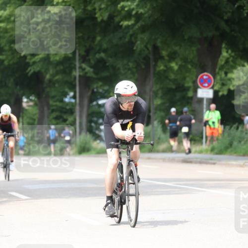 15.06.2025 - 7 Türme Triathlon Yannick Fuchs http://msf.ph/oto/7958605 15.06.2025 13:46:29 Radfahren 453, 813, 1126, 1161 meine-sportfotos.de