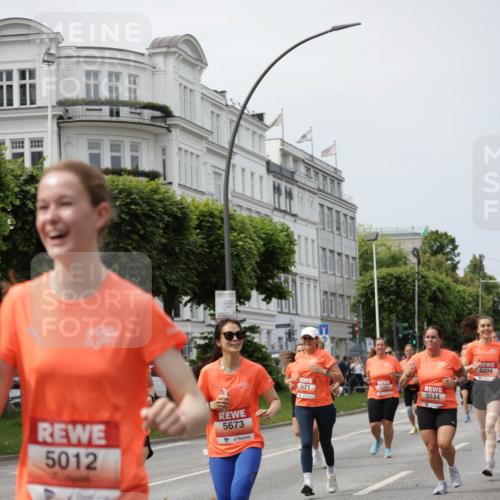 15.06.2025 - REWE Women's Run Jannik Wohlers http://msf.ph/oto/7958627 15.06.2025 09:44:28 Laufen 5012, 5673, 5071, 5534, 5334 meine-sportfotos.de