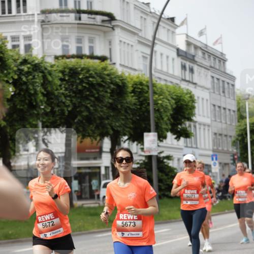 15.06.2025 - REWE Women's Run Jannik Wohlers http://msf.ph/oto/7958641 15.06.2025 09:44:28 Laufen 5672, 5673, 5071 meine-sportfotos.de