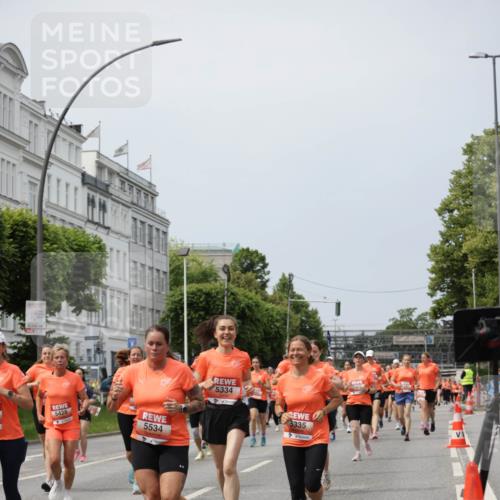 15.06.2025 - REWE Women's Run Jannik Wohlers http://msf.ph/oto/7958678 15.06.2025 09:44:29 Laufen 5428, 5534, 5334, 5335, 526 meine-sportfotos.de