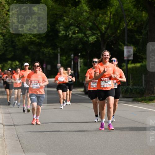 15.06.2025 - REWE Women's Run Dr. Thomas Lammeyer http://msf.ph/oto/7958698 15.06.2025 09:48:32 Laufen 10845, 1070, 10651, 14 meine-sportfotos.de