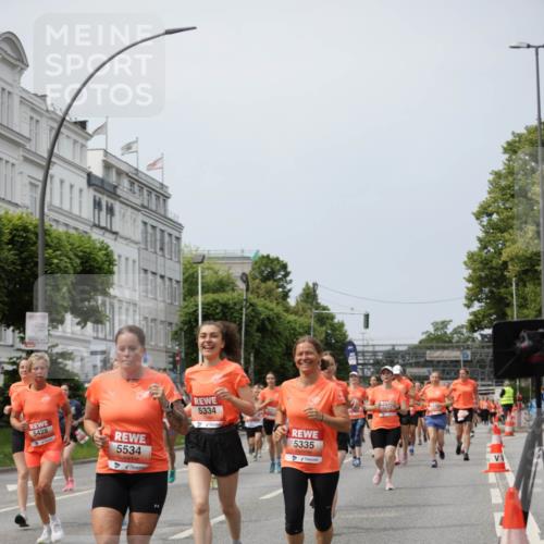 15.06.2025 - REWE Women's Run Jannik Wohlers http://msf.ph/oto/7958703 15.06.2025 09:44:30 Laufen 5428, 5534, 5334, 5335 meine-sportfotos.de
