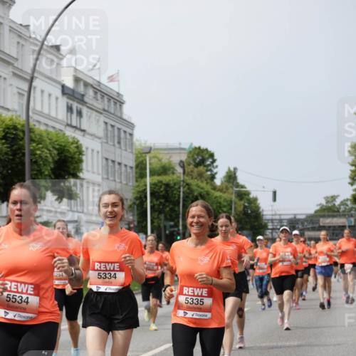 15.06.2025 - REWE Women's Run Jannik Wohlers http://msf.ph/oto/7958713 15.06.2025 09:44:30 Laufen 5534, 5294, 5334, 5335 meine-sportfotos.de