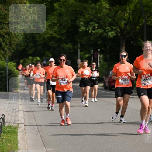 15.06.2025 - REWE Women's Run Dr. Thomas Lammeyer http://msf.ph/oto/7958718 15.06.2025 09:48:33 Laufen 10845, 10708, 10651 meine-sportfotos.de