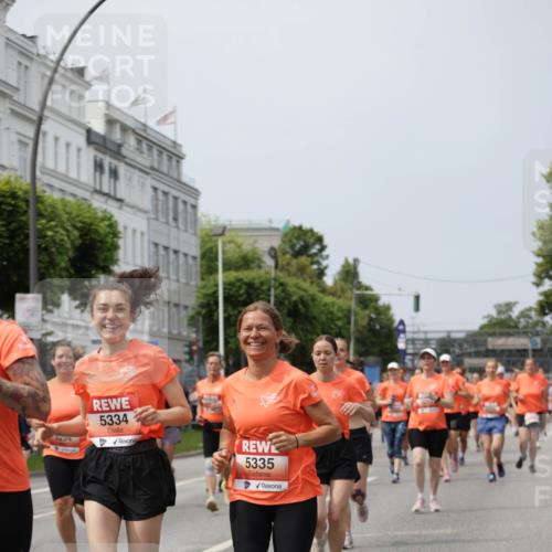 15.06.2025 - REWE Women's Run Jannik Wohlers http://msf.ph/oto/7958725 15.06.2025 09:44:31 Laufen 5294, 5334, 5335 meine-sportfotos.de