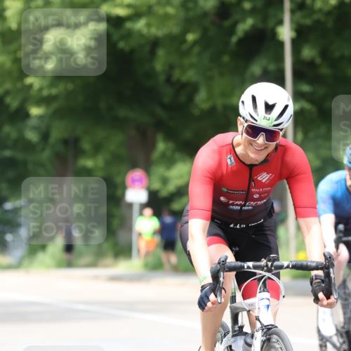 15.06.2025 - 7 Türme Triathlon Yannick Fuchs http://msf.ph/oto/7958808 15.06.2025 13:46:42 Radfahren 243, 381, 735, 752, 788, 968, 976, 1109 meine-sportfotos.de