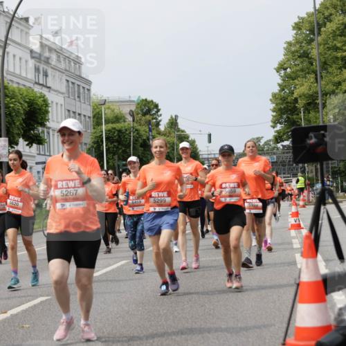 15.06.2025 - REWE Women's Run Jannik Wohlers http://msf.ph/oto/7958815 15.06.2025 09:44:36 Laufen 5138, 5620, 5267, 56, 5659, 5459, 5299, 5329 meine-sportfotos.de