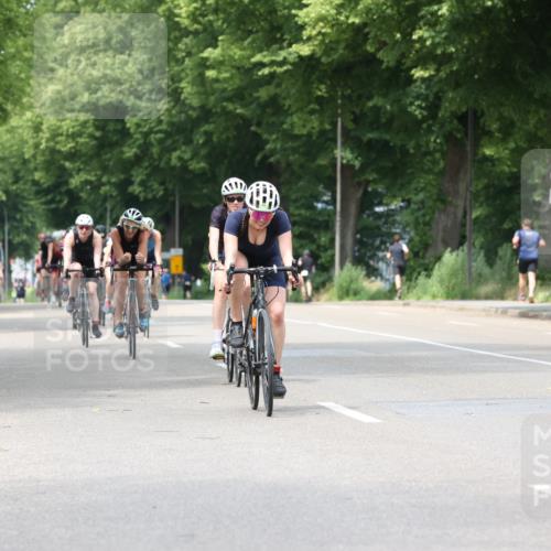 15.06.2025 - 7 Türme Triathlon Yannick Fuchs http://msf.ph/oto/7958838 15.06.2025 13:46:45 Radfahren 243, 381, 735, 752, 788, 888, 957, 968, 976, 1109, 1113 meine-sportfotos.de