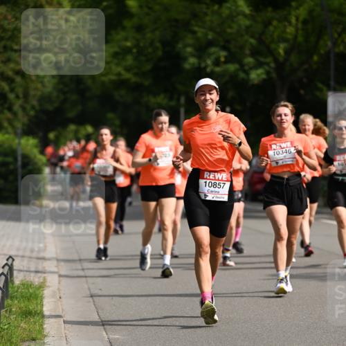 15.06.2025 - REWE Women's Run Dr. Thomas Lammeyer http://msf.ph/oto/7958859 15.06.2025 09:48:38 Laufen 10857, 10346 meine-sportfotos.de
