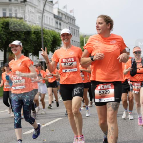 15.06.2025 - REWE Women's Run Jannik Wohlers http://msf.ph/oto/7958873 15.06.2025 09:44:39 Laufen 5083, 5459, 5458, 5329, 5177, 199 meine-sportfotos.de