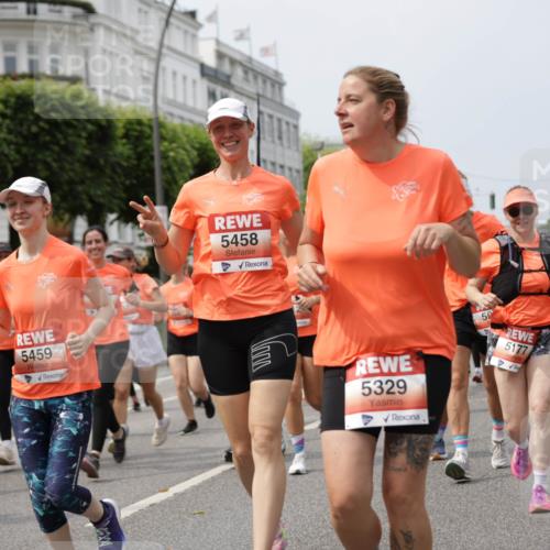 15.06.2025 - REWE Women's Run Jannik Wohlers http://msf.ph/oto/7958882 15.06.2025 09:44:39 Laufen 50, 5459, 5458, 5329, 50, 5177 meine-sportfotos.de
