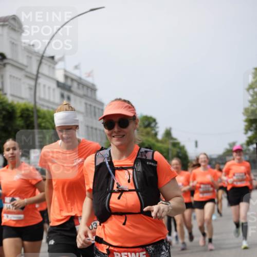 15.06.2025 - REWE Women's Run Jannik Wohlers http://msf.ph/oto/7958886 15.06.2025 09:44:41 Laufen 03, 5177 meine-sportfotos.de