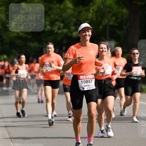 15.06.2025 - REWE Women's Run Dr. Thomas Lammeyer http://msf.ph/oto/7958893 15.06.2025 09:48:39 Laufen 10857, 46 meine-sportfotos.de