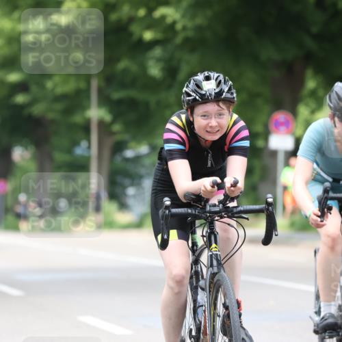 15.06.2025 - 7 Türme Triathlon Yannick Fuchs http://msf.ph/oto/7958904 15.06.2025 13:46:49 Radfahren 581, 726, 735, 752, 788, 888, 957, 968, 976, 1109, 1113 meine-sportfotos.de