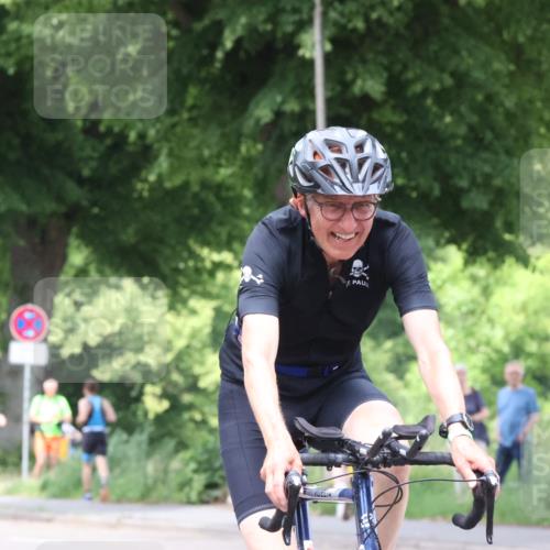 15.06.2025 - 7 Türme Triathlon Yannick Fuchs http://msf.ph/oto/7958915 15.06.2025 13:46:52 Radfahren 581, 726, 735, 888, 929, 957, 976, 1113 meine-sportfotos.de