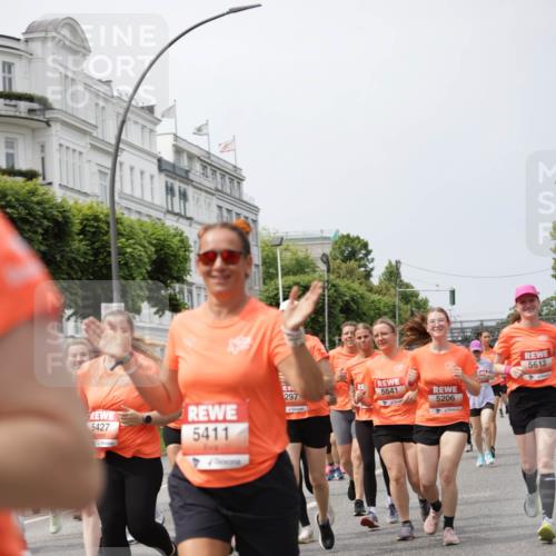 15.06.2025 - REWE Women's Run Jannik Wohlers http://msf.ph/oto/7958924 15.06.2025 09:44:41 Laufen 5427, 5411, 297, 5613, 5641, 5206 meine-sportfotos.de