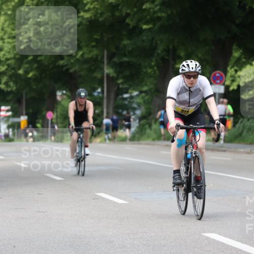 15.06.2025 - 7 Türme Triathlon Yannick Fuchs http://msf.ph/oto/7958961 15.06.2025 13:46:58 Radfahren 474, 581, 726, 929 meine-sportfotos.de