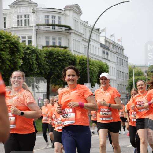 15.06.2025 - REWE Women's Run Jannik Wohlers http://msf.ph/oto/7959006 15.06.2025 09:44:43 Laufen 7, 5404, 5297, 5222, 56, 564 meine-sportfotos.de