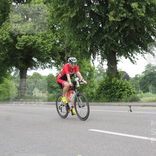15.06.2025 - 7 Türme Triathlon Yannick Fuchs http://msf.ph/oto/7959020 15.06.2025 11:20:59 Radfahren  meine-sportfotos.de