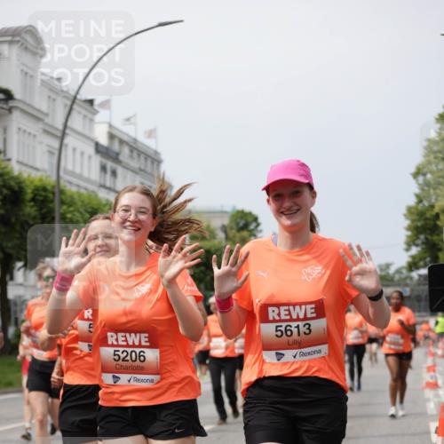 15.06.2025 - REWE Women's Run Jannik Wohlers http://msf.ph/oto/7959071 15.06.2025 09:44:44 Laufen 5206, 5613 meine-sportfotos.de