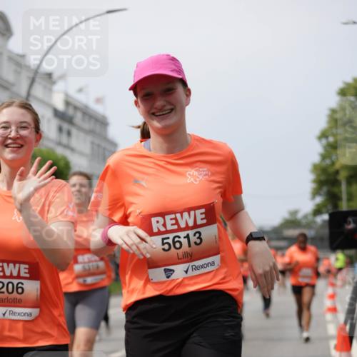 15.06.2025 - REWE Women's Run Jannik Wohlers http://msf.ph/oto/7959107 15.06.2025 09:44:44 Laufen 206, 5319, 5613 meine-sportfotos.de