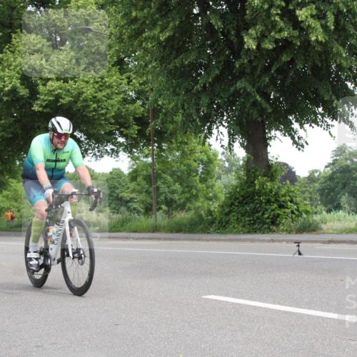 15.06.2025 - 7 Türme Triathlon Yannick Fuchs http://msf.ph/oto/7959121 15.06.2025 11:25:21 Radfahren  meine-sportfotos.de