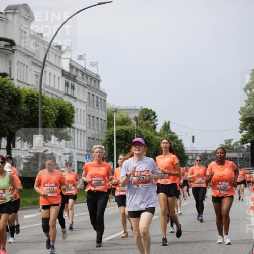 15.06.2025 - REWE Women's Run Jannik Wohlers http://msf.ph/oto/7959154 15.06.2025 09:44:46 Laufen 5521, 5625, 26, 5596, 5649, 5637, 189, 5653, 5584 meine-sportfotos.de