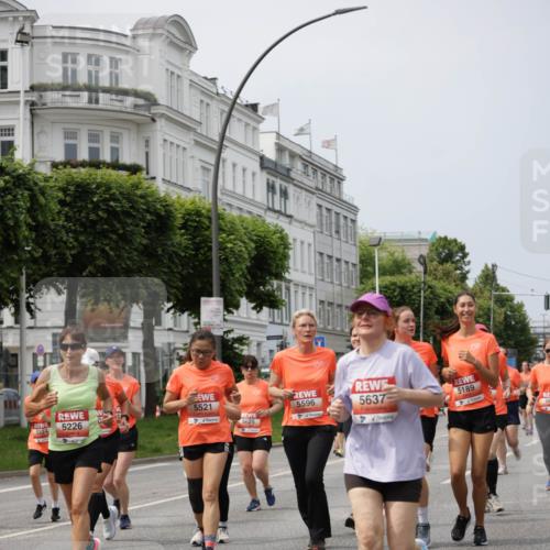 15.06.2025 - REWE Women's Run Jannik Wohlers http://msf.ph/oto/7959194 15.06.2025 09:44:46 Laufen 5224, 5226, 5521, 5637, 5189, 5625, 5596 meine-sportfotos.de