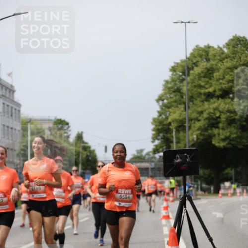 15.06.2025 - REWE Women's Run Jannik Wohlers http://msf.ph/oto/7959235 15.06.2025 09:44:47 Laufen 5189, 5200, 5584 meine-sportfotos.de